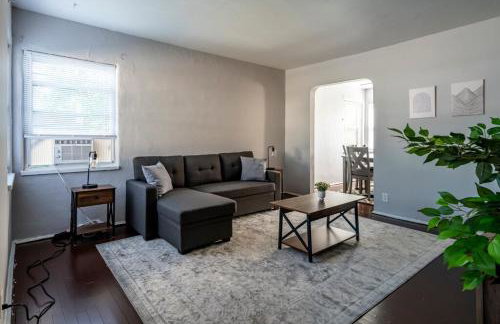 Relaxed 2BR Apt in Moraine with Office Space and Washer & Dryer - Foto 1