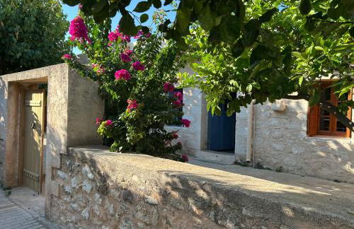 Traditional Village House - Photo 4