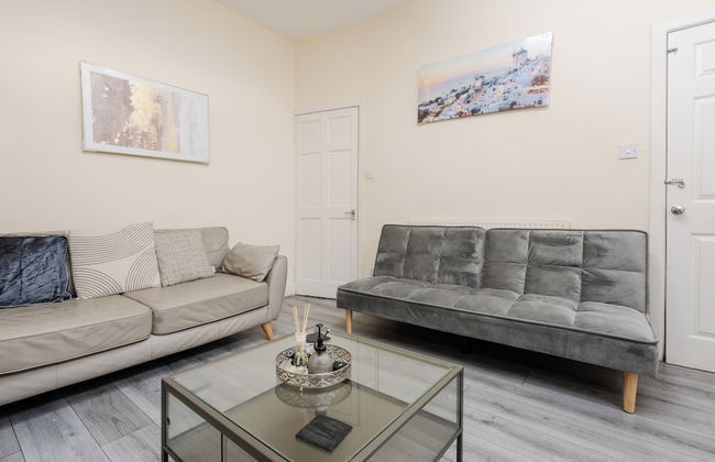 Spacious 4-bedroom Manchester Retreat With Garden - Foto 10