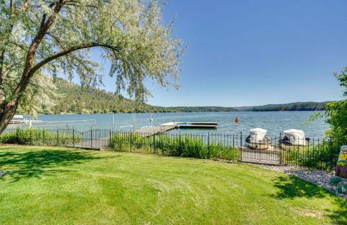 Waterfront Deck with Fire Pit Lake Spokane Gem! - Foto 1