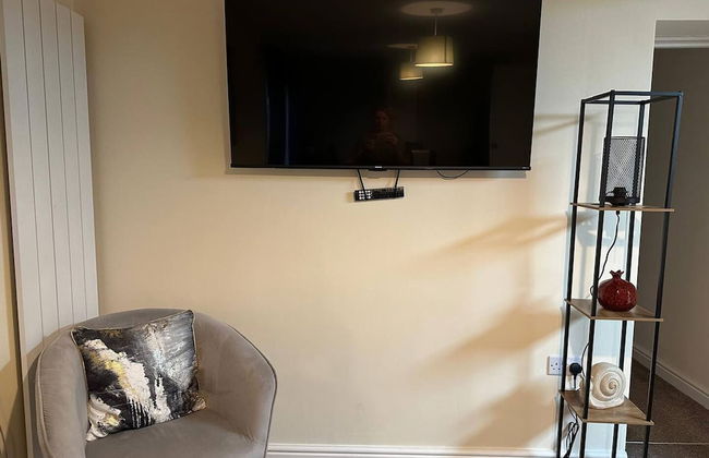 Flat With the View in Stroud - Foto 17