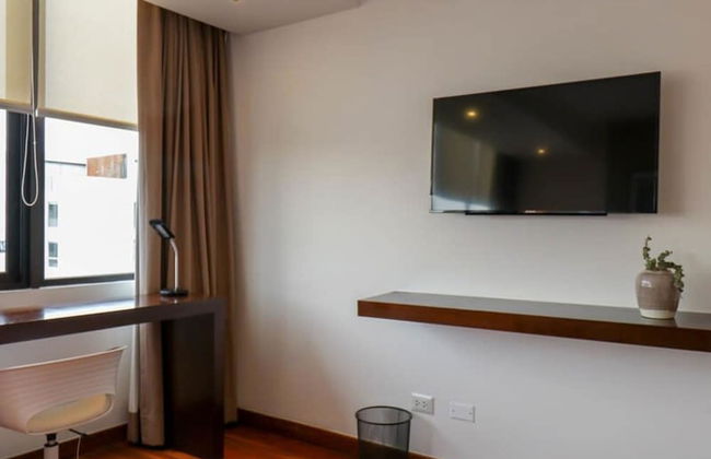 w Picturesque 2BR With Balcony in Miraflores - Photo 20