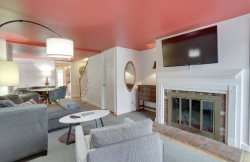 Sojourn Only 8 Blocks to Capitol and Private Patios - Foto 12