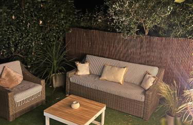 Holidays font mourrier - Foto 18