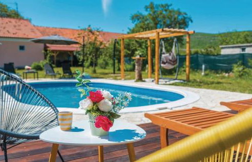 Lovely Home In Unesic - Foto 7