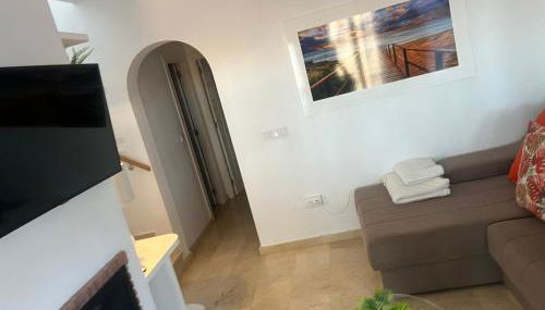 Stunning 3 bedroom Large House in Great Location - Foto 4