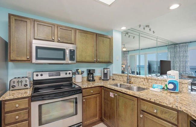 Sterling Sands 604 2 Bedroom Condo by RedAwning - Foto 10