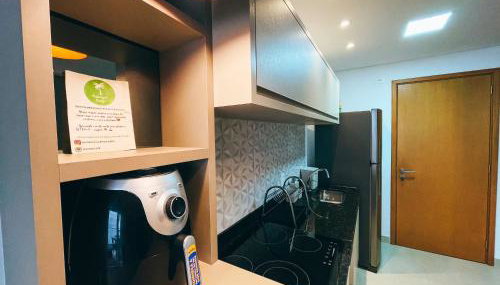 ACONCHEGANTE E MODERNO APARTAMENTO PERTÍSSIMO DA PRAIA - Foto 5, stove