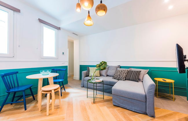 Be Mate Gran Vía Suites - Photo 57