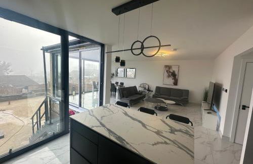 Luxurious & Elegant 6-Bed House - Foto 5