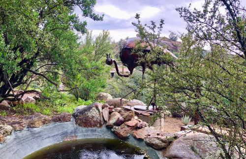 Eagles Nest Casita Luxury king memory foam bed feather pillows & duvet Amazing views, private balcony, Great location & Dog friendly - Foto 62