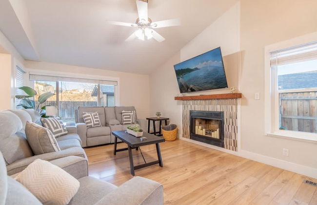 Modern 3-bedroom Escape in Northwest Reno - Photo 1