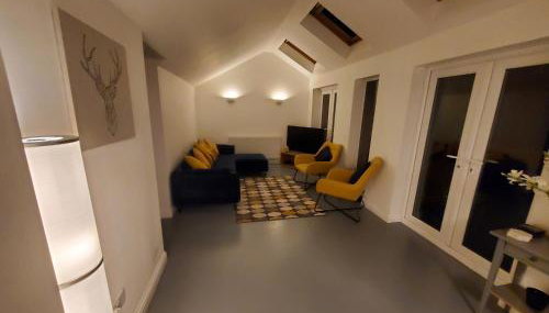 5 bedroom, recently renovated house close to Hastings Beach - Foto 4