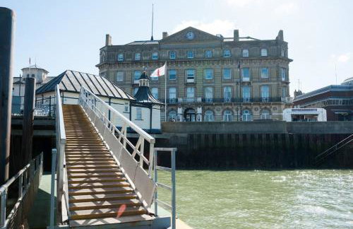 The Lookout Penthouse - Foto 8