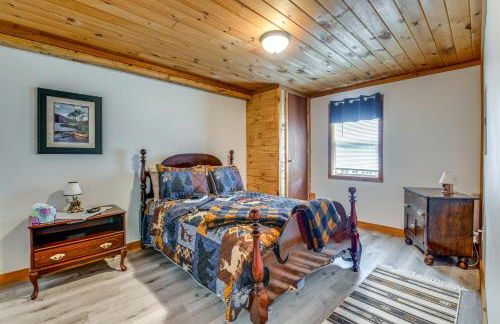 Inviting Peru Cabin with Patio, Grill and River Access - Foto 10