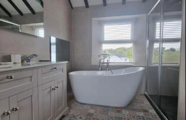Luxurious Cottage with hot tub, Lake District - Foto 41