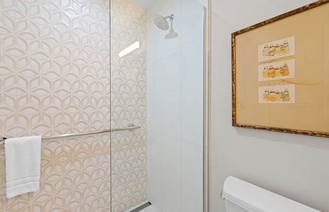 Rovigo Vacation Rental: Spacious Retreat with Panoramic Lake Views in Kings Lake. 4-BR, 4-Bathroom Home with Private Pool, just 3.4 Miles from the Vibrant Fifth Avenue South and Naples Attractions - Foto 18