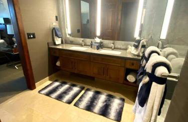 Ski In/Out - Zalanta - Great Location- 2 Hot Tubs - Heated Pool - Foto 12