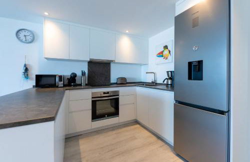 Modern Marbella Villa, Pool, Ocean & Mountain View - Foto 9