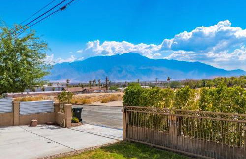 The Desert Gem Pool Spa Gated Home - Photo 58