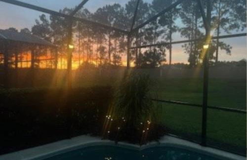 Luxury Villa - 75 inch smart TV, Upgrades throughout! 20 minutes to Disney - Foto 53