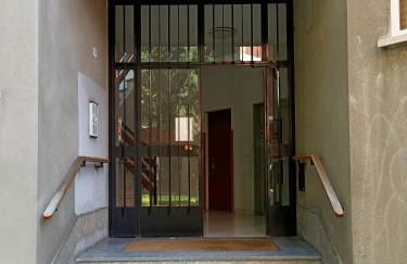 Erika's Home - Photo 10