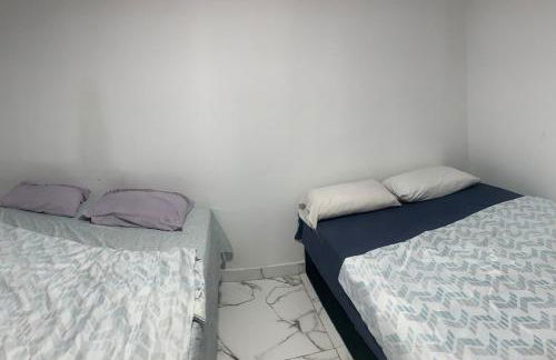 Apartamento para 4 pessoas bem localizado - Foto 5