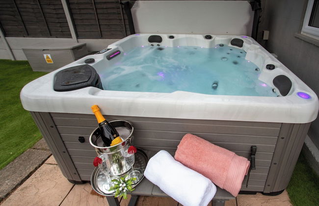 Seaside Cottage Hot tub & Games Room - Foto 1