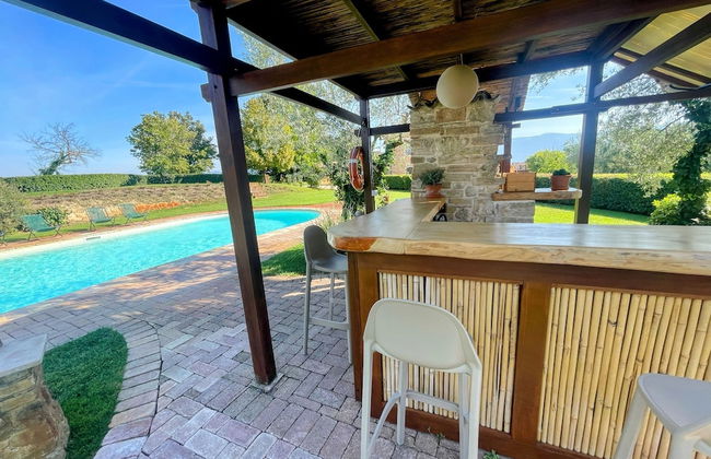Spoleto Tranquilita Sleeps 20 With Wifi Pool Yoga Studio Gardens and Views - Photo 62