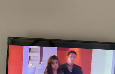 Entire 6 Bed 5 Star Luxury House FREE WiFi nice views - Foto 4