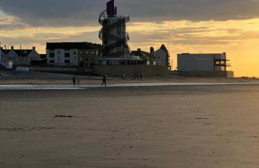 Normanby Raybould house - Photo 13