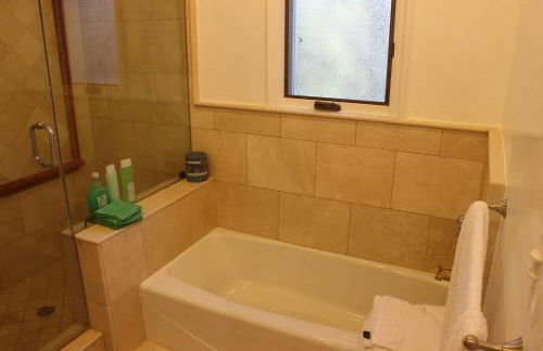 Luxurious 3 BD in Culver City with POOL &HOT SPA - Photo 30