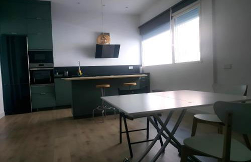 Apartamento nuevo y tranquilo con acceso independiente - Photo 4