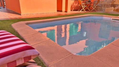 Villa Garden - Photo 2