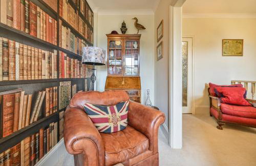 The Town House at Muntham- Luxury Holiday Home with Hot Tub - Photo 57