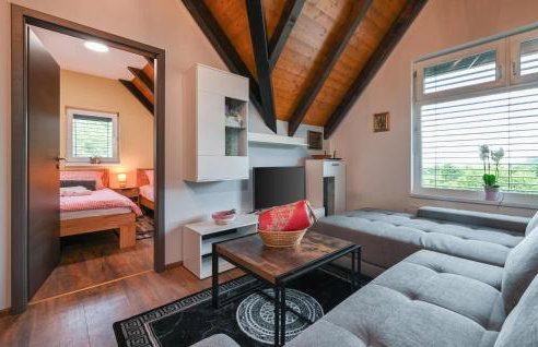 3 Bedroom Amazing Home In Lepoglava - Foto 26