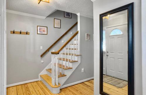 Cozy Home Away From Home - Pet-friendly, King bed - Foto 17