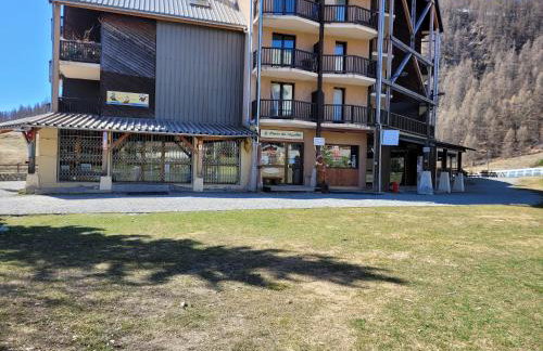 Appartement Reallon 5 personnes en rez de jardin - Photo 15