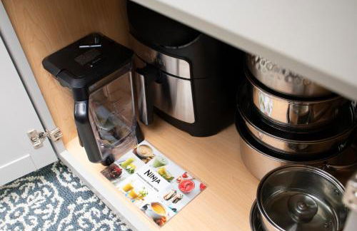 Exceptional & Central, Garden Suite, Top Amenities & Care! - Foto 26