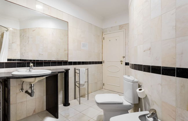 JOIVY Splendid 4-BR House w/Swimming Pool & Sea View - Foto 47