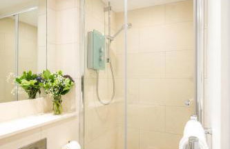 Boutique Retreat in Central Bath - Photo 21