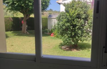 Casa Adosada Esquinera Urbanización Piscina Comunitaria - Photo 12