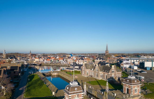Houseboat in Lemmer With Harbor Views - Foto 35