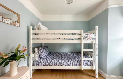 NEW - Luxury Cawsand Cottage, Steps from the Beach - Foto 15