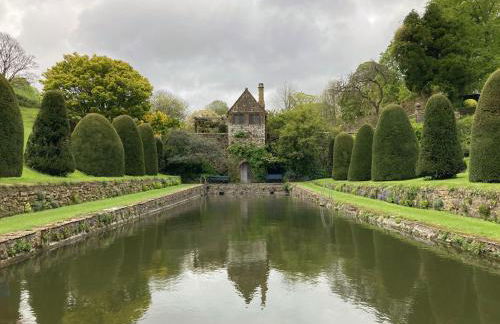 Downclose Piggeries - Photo 33