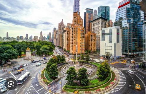 Superb 4-bedroom apartment 1 block from Central Park in vibrant New York City - Photo 9