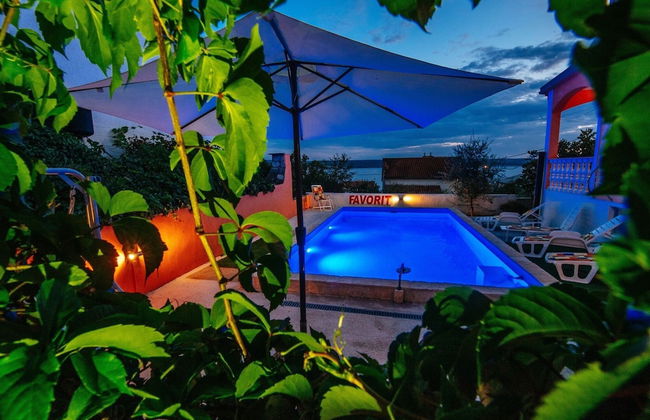 Beautiful Holiday Home in Maslenica Near Beach" - Foto 25