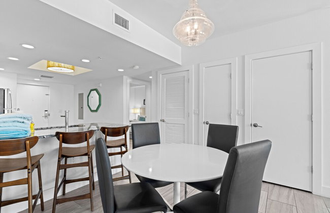 Provident Oceana Beachfront Suites - Foto 41