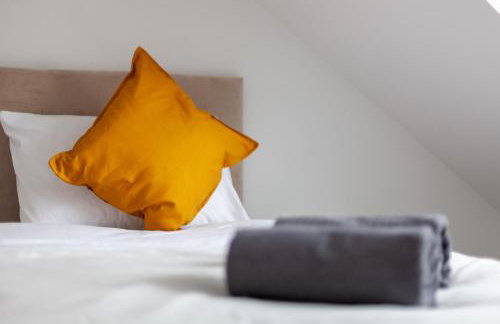 Arte Stays Serviced Houses Stratford - 3 Bedrooms 2 Bathrooms Houses London, Stratford, Maryland, Free Parking, Garden, Weekly or Monthly Stays - up to 8 guests - Foto 70