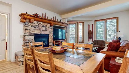 Mammoth Green 118 Located on Sierra Star Golf Course, Private Patio, Summer Pool condo - Foto 5